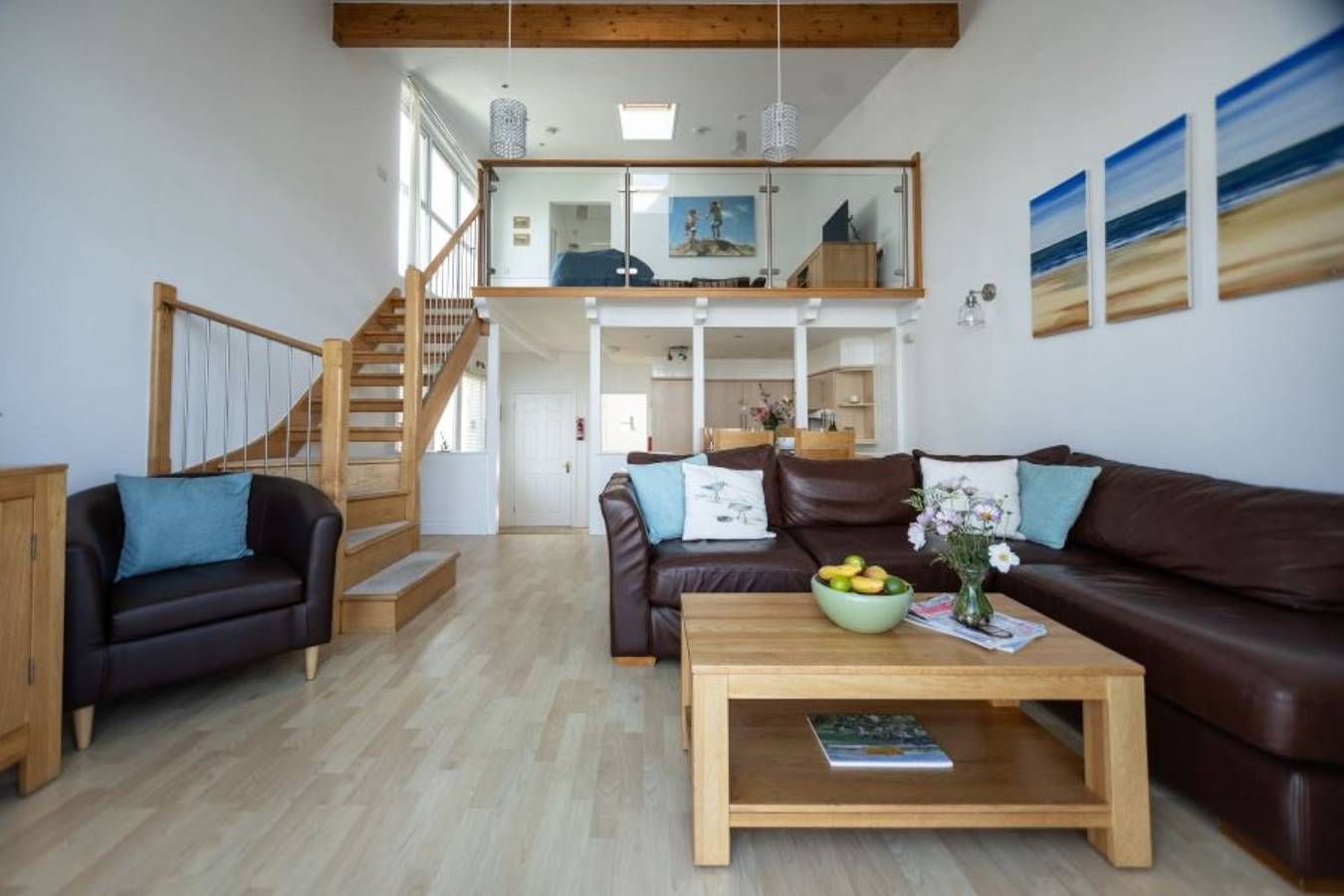 2 Bed Beach House in a fantastic sea front setting in Westward Ho, Hartland Devon Heritage Coast