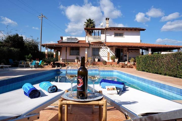 Chambre d’hôte pour 2 personnes, avec Balcon et Terrasse ainsi que Jardin et Piscine à Noto - 4