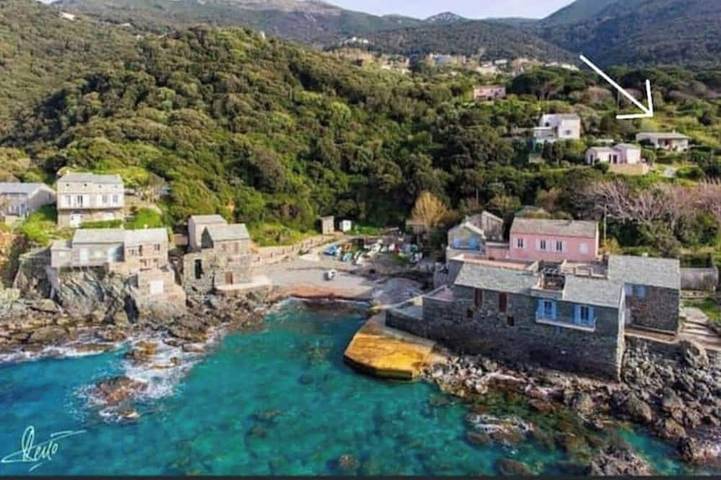 Maison de vacances pour 8 personnes, avec Terrasse et Jardin à Pino