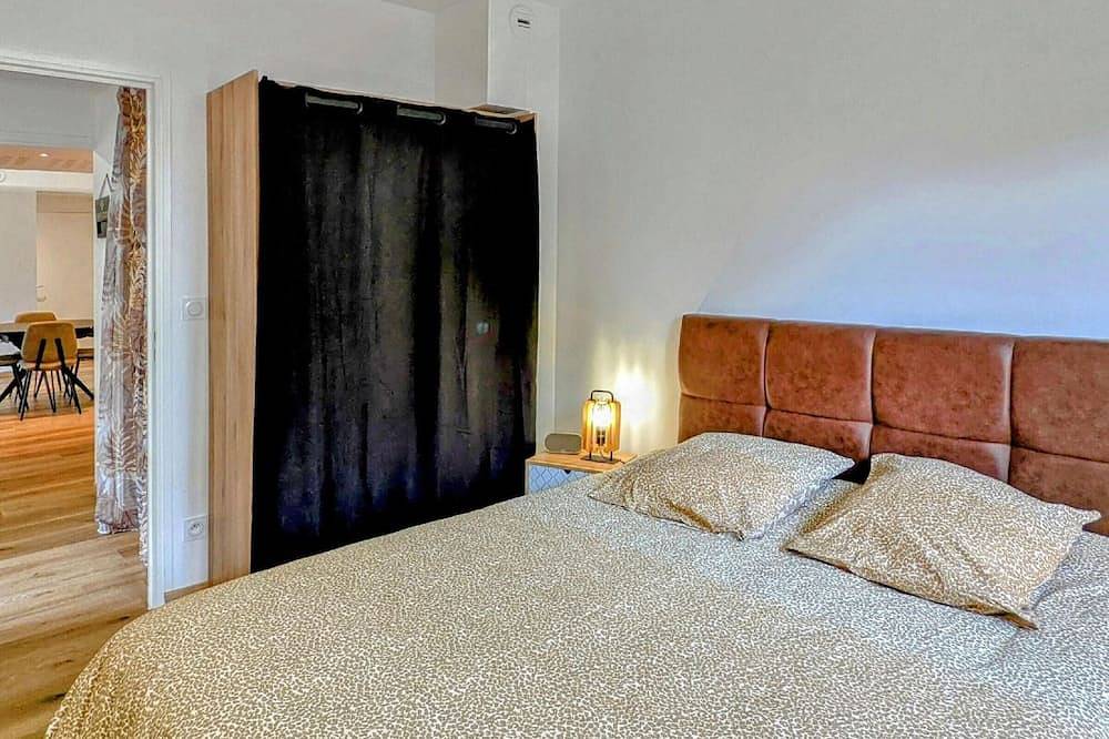 Beautiful renovated apartment with Wifi and secure parking in Vesoul in Vesoul, Haute-Saône