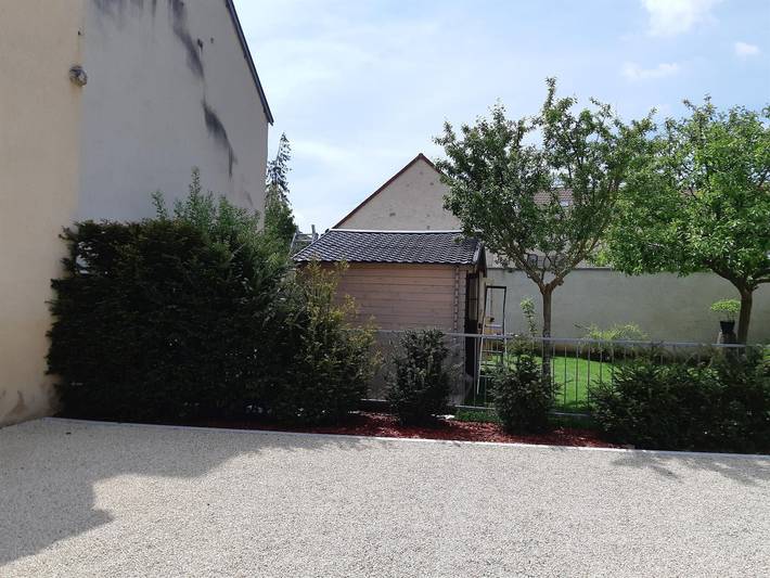 Haus aus dem 17. Jh. mit Garten und Parkplatz nahe Dijon in Til-Châtel, Dijon und Umgebung