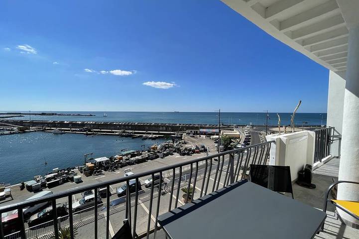 Location de vacances pour 2 personnes, avec terrasse à Sète
