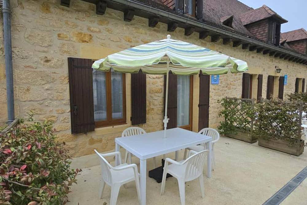 Charming house near Domme with Wifi, 2 bedrooms in Domme, Périgord Noir