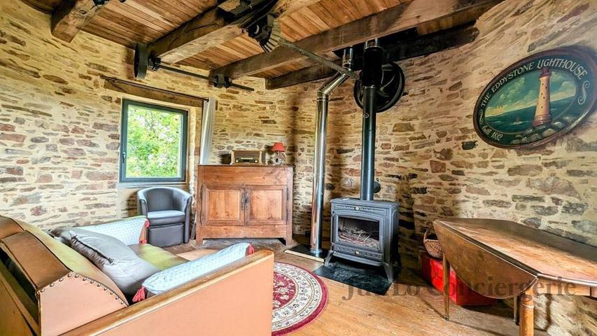 Gîte pour 3 personnes, avec jacuzzi à Avessac