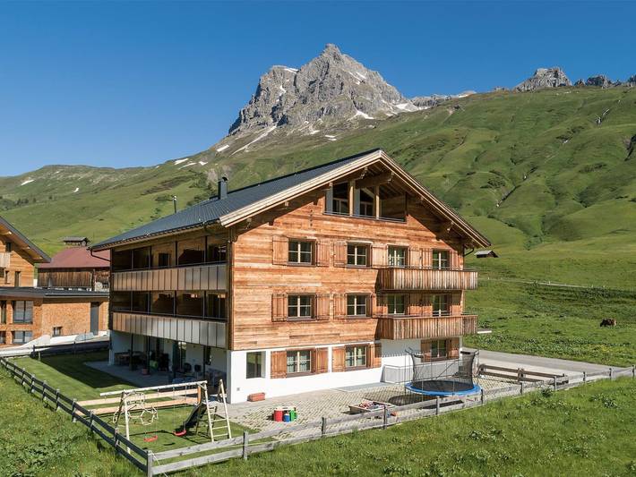 Ferienwohnung für 3 Personen, mit Balkon und Garten in Warth - 2
