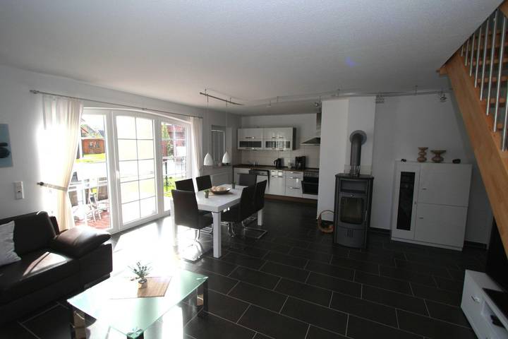 Ferienhaus für 6 Personen, mit Terrasse und Garten sowie Sauna in Krummhörn - 2