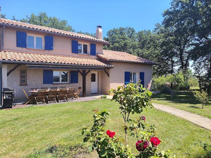 Villa pour 8 personnes, avec Terrasse ainsi que Jardin et Piscine