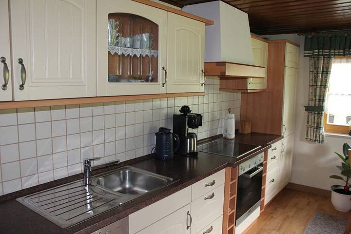 Ganze Ferienwohnung, Ferienwohnung Sattler - Ferienwohnung 100 Qm  mit Balkon für  1-6 Personen in Krainwinkl, Teisendorf