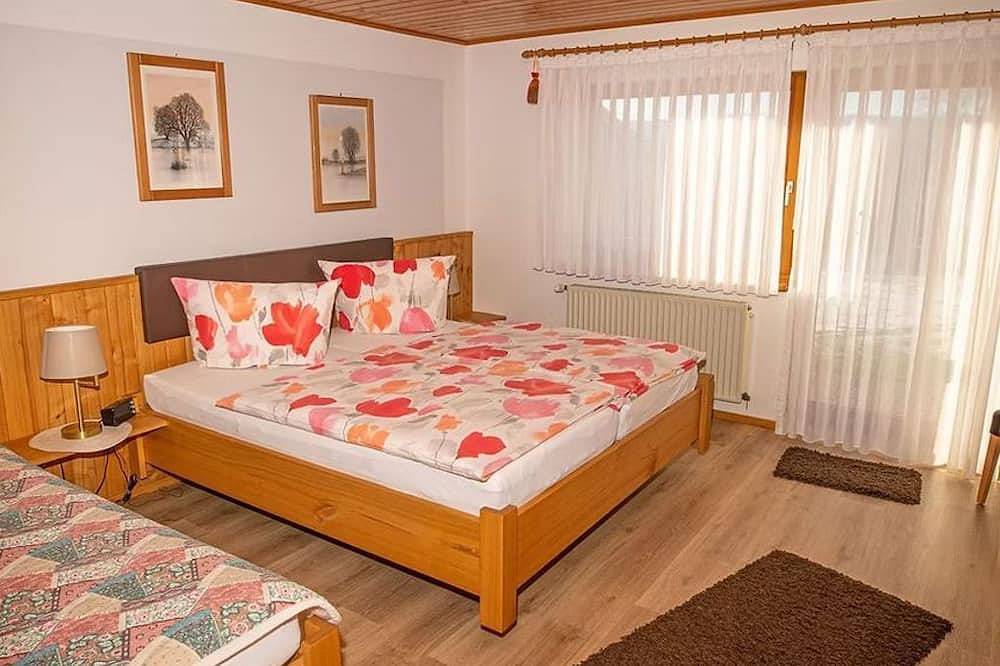 Ganze Wohnung, Appartement/Fewo 3  \"Eyberg\" - Haus Eybergblick in Bruchweiler-Bärenbach, Landkreis Südwestpfalz