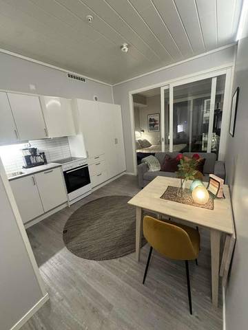 Gîte pour 2 personnes, avec terrasse, animaux acceptés dans Svolvær