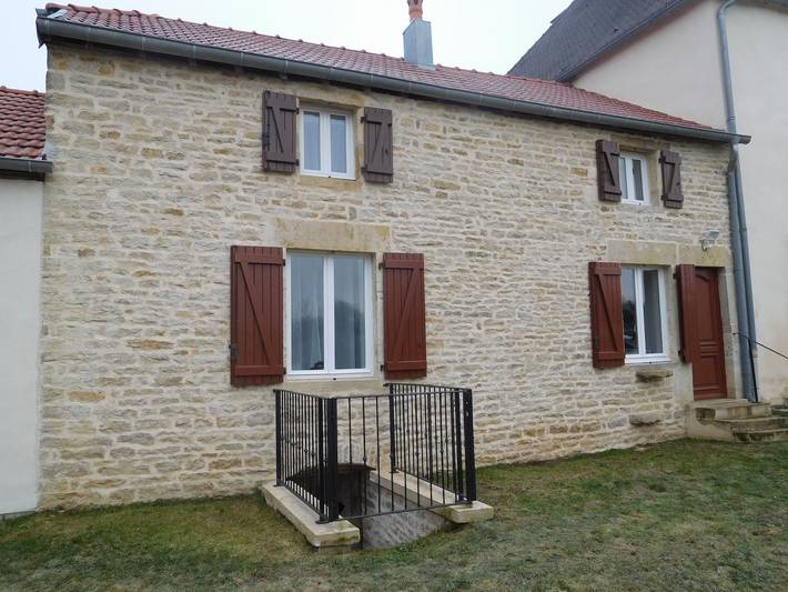 Gîte pour 4 personnes, avec Terrasse et Jardin