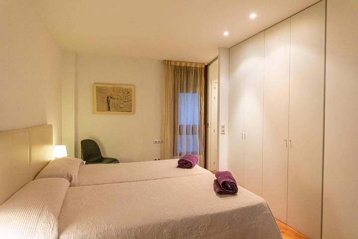 Gîte pour 12 personnes, avec balcon à Tudela - 3