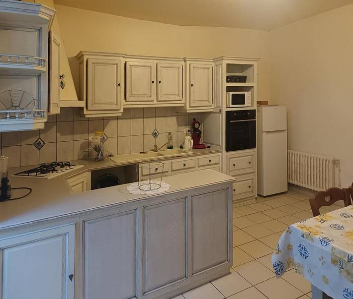 Location de vacances pour 12 personnes, avec terrasse, animaux acceptés à Ruffec - 2