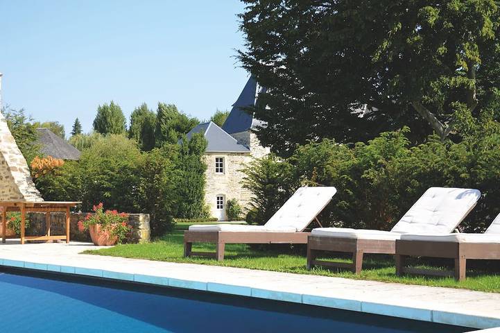 Gîte pour 11 personnes, avec terrasse et jardin à Sainte-Honorine-du-Fay