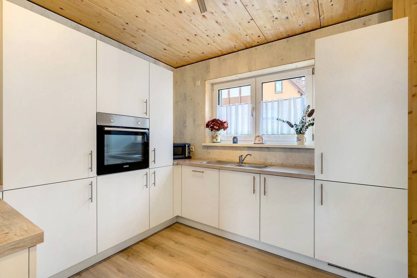 Mit Pool und Sauna und Landesgartenschau vom 23.5-12.10 ab 2N einmaliger Eintritt kostenfrei in Freudenstadt, Mittlerer Schwarzwald