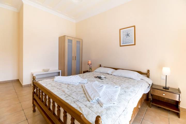 Ganze Wohnung, Ferienwohnung „Villa Captain Fotis 4“ – haustierfreundlich, mit Meerblick & Balkon in Vasiliki, Griechenland