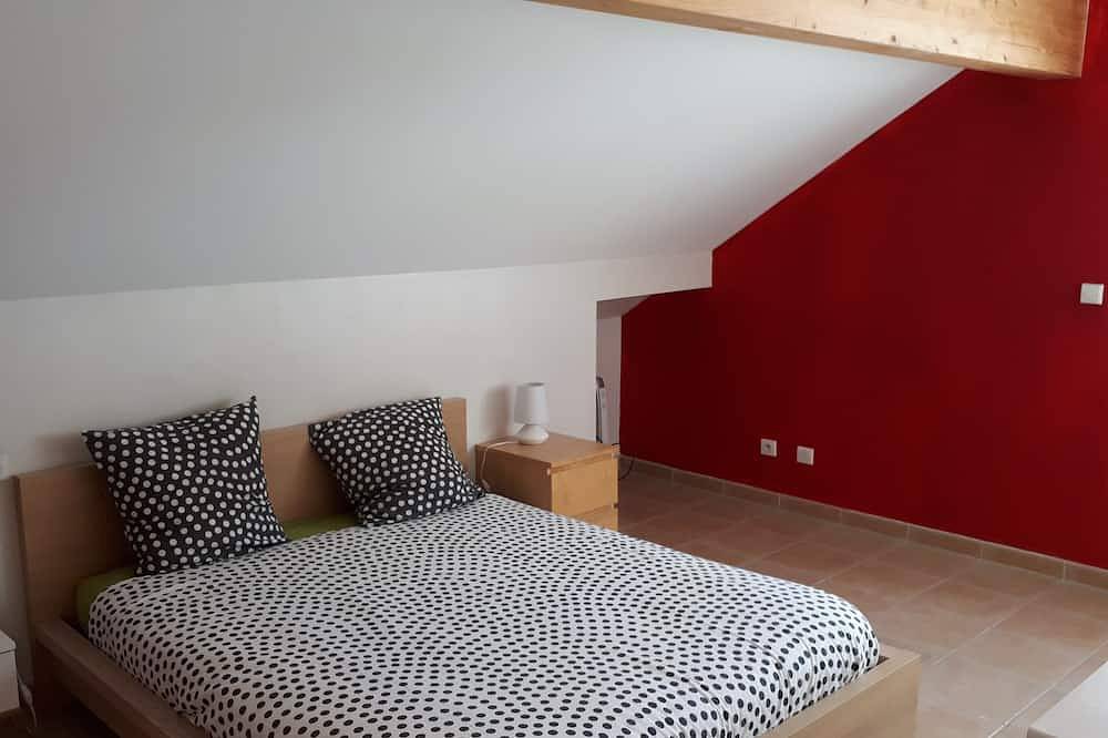 Apartamento entero, Magnífico dúplex con orientación suroeste de 95 m2 en el corazón de Haut Jura (39). in Bellefontaine (Jura), Parc naturel régional du Haut-Jura