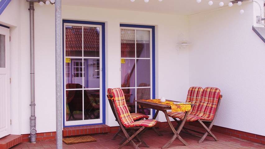 Ferienwohnung für 4 Personen, mit Terrasse in Karlshagen - 2