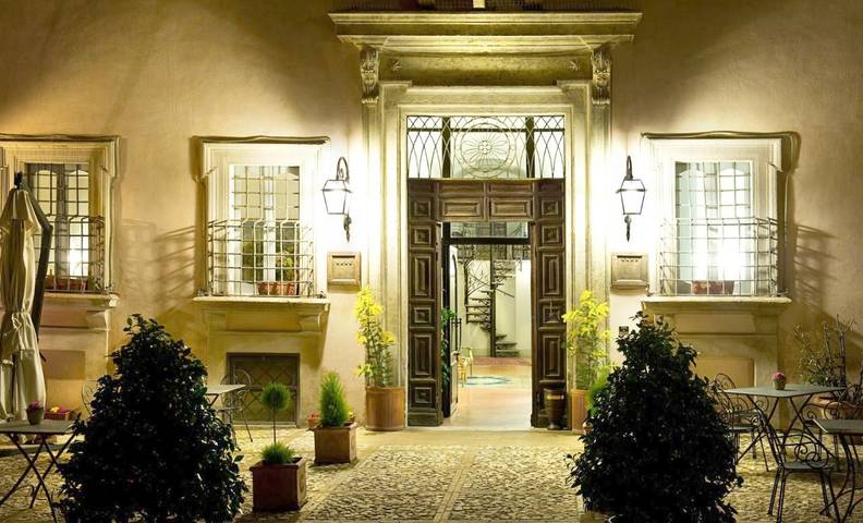 Casa vacanza per 5 persone, con Terrazza e Giardino nonché Piscina a Trevi