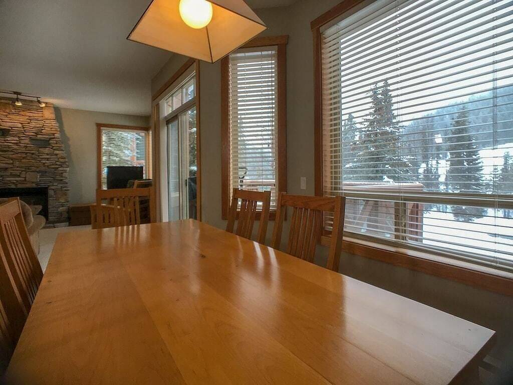 Panorama Riverbend Stadthaus mit 3 Schlafzimmern - Lage, Lage, Lage in Panorama