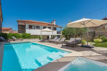 Villa für 10 Personen in Rovinjsko Selo, Rovinj, Bild 1