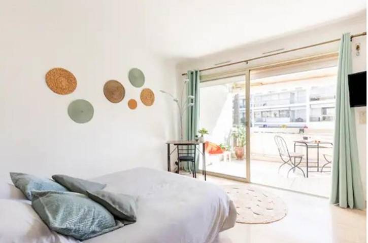 Gîte pour 2 personnes, avec terrasse dans Port du Mourre-Rouge - 4