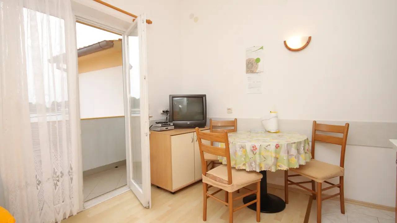 Ganze Ferienwohnung, Ferienwohnung für 3 Personen (25 m²) in Preko in Plaža Jaz, Poljana