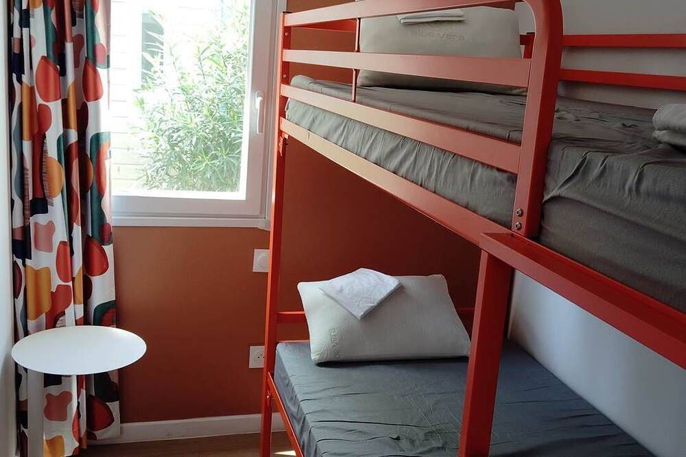 Mobil home 3 chambres pour 6 personnes in Sainte-Marie Plage, Sainte-Marie-la-Mer