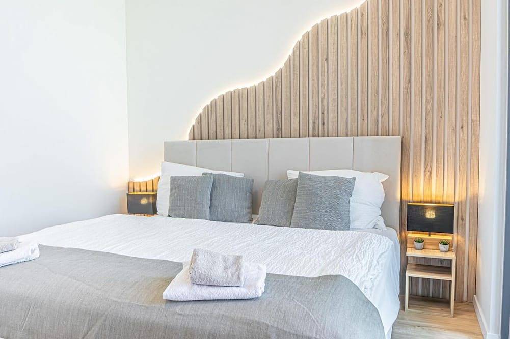 Ganze Wohnung, Fancy 2Br & 1Lr Apartment w/ Panoramic Sky View in Bratislava, Bratislava und Umgebung