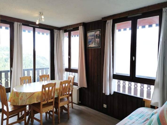 Gîte pour 5 personnes, avec balcon, animaux acceptés dans Office de Tourisme de Pra-Loup - 2