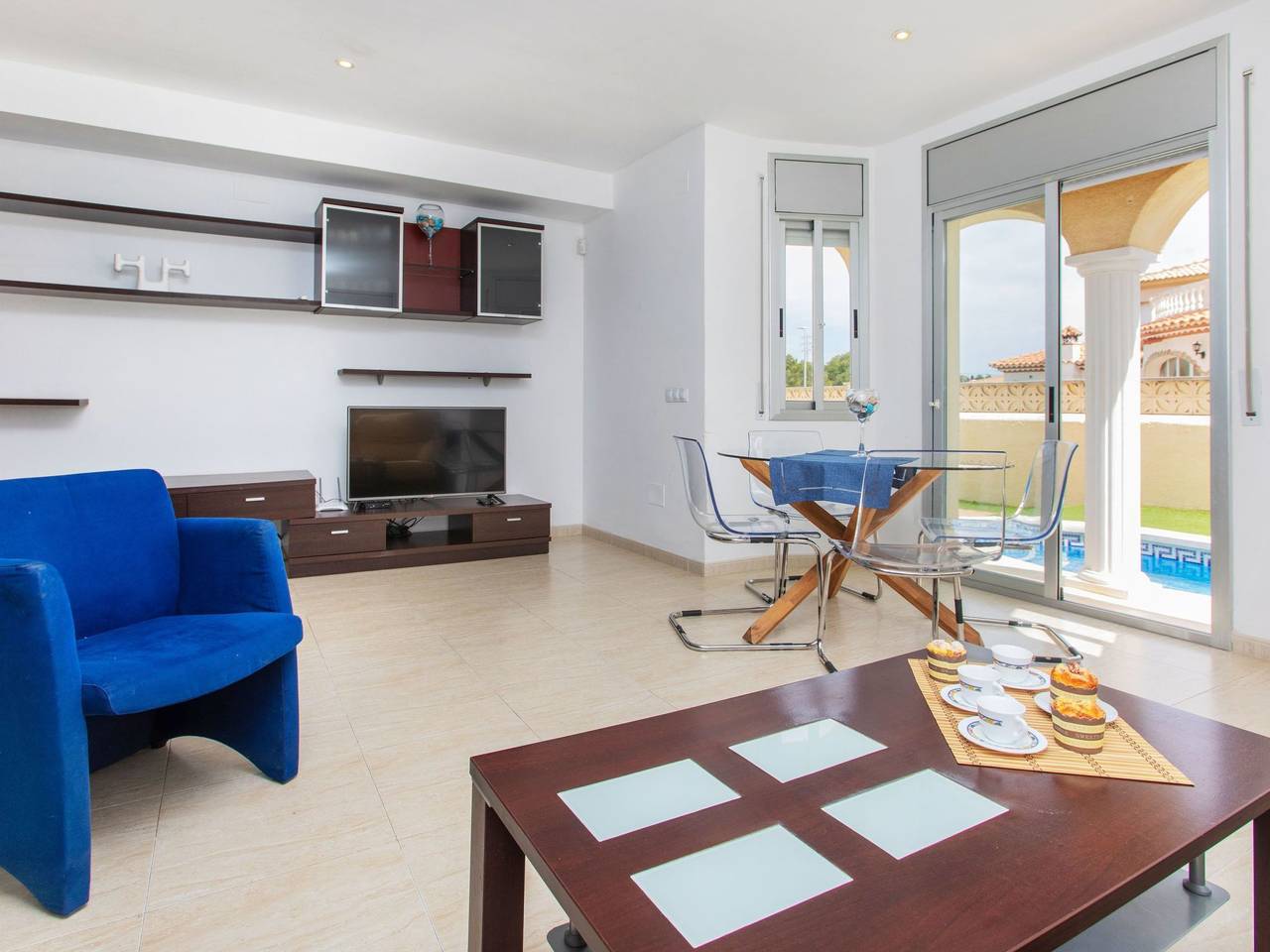 Plaza Hortensias in Mont-roig del Camp, Costa Dorada