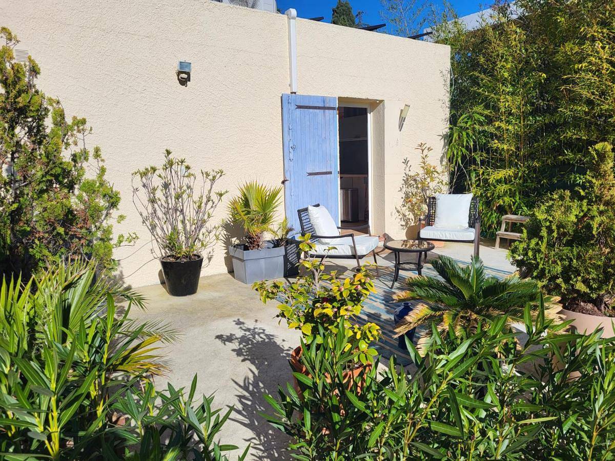 Studio indépendant avec terrasse à Juan les Pins in Antibes, Côte méditerranéenne (France)