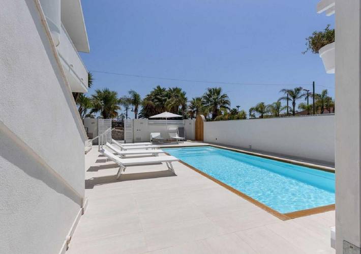 Villa 'Rosimeli' vicino alla spiaggia con piscina e Wi-Fi in Santa Maria del Focallo, Ispica