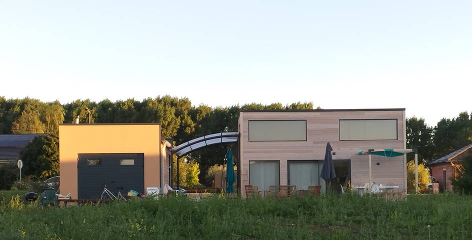 Gîte pour 3 personnes, avec terrasse et jardin
