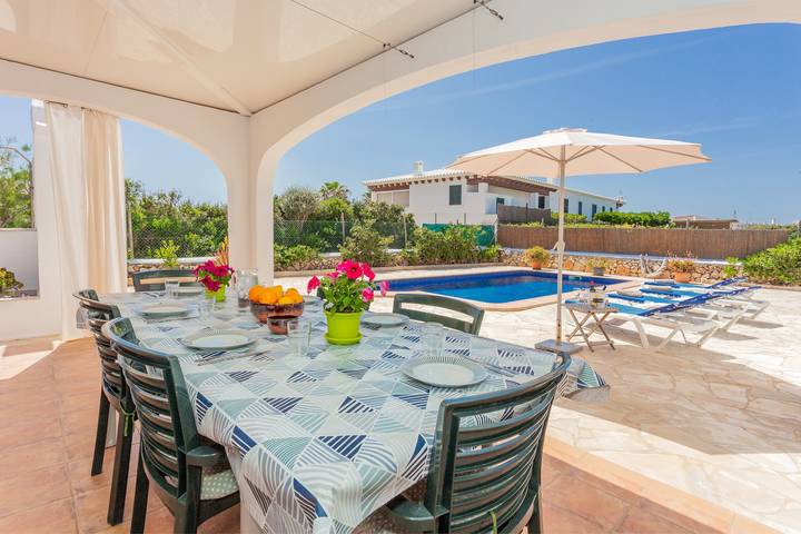 Location de vacances pour 6 personnes, avec jardin à Sant Lluís - 3