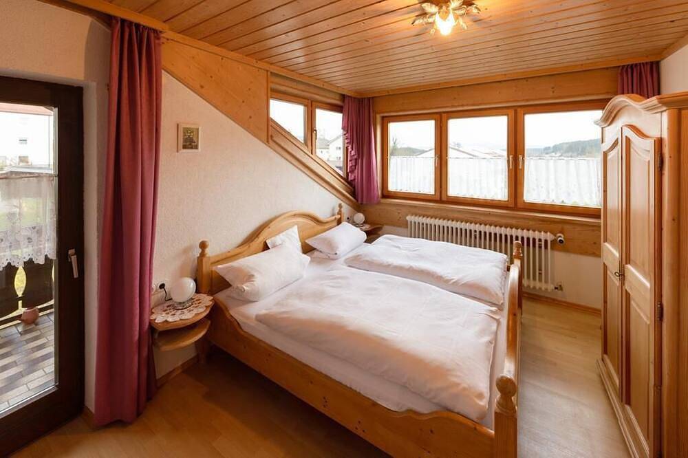 Ganze Wohnung, Gemütliches Apartment (40qm) mit Balkon und kostenfreiem Wlan in Ruhmannsfelden, Vorderer Bayerischer Wald