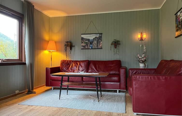 Ferienhaus für 6 Personen, mit Terrasse und Garten sowie Sauna in Nord-Norwegen - 4