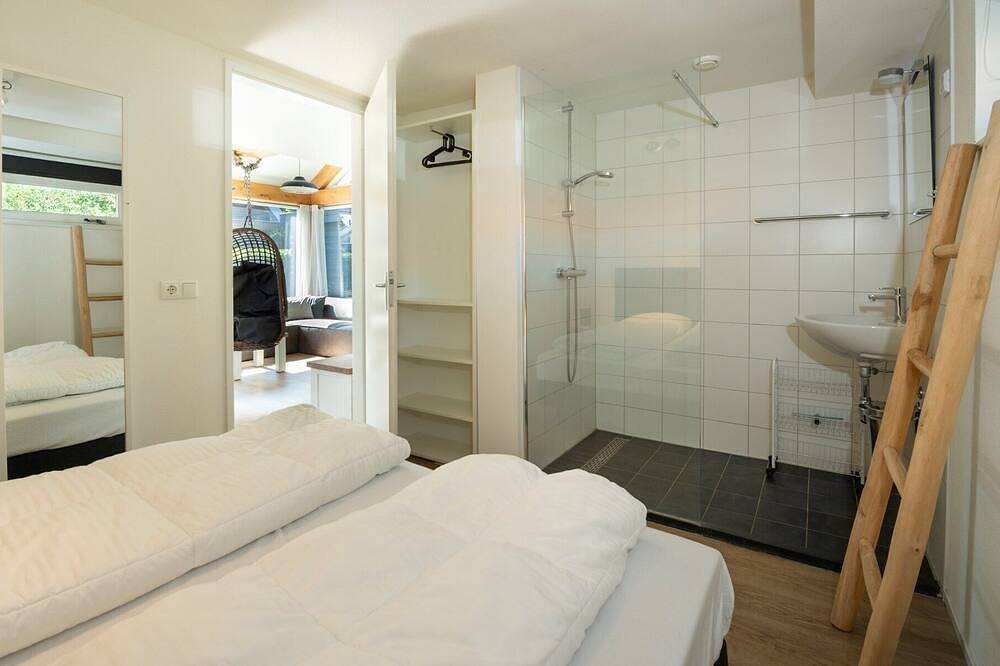 Zonnedorp 1 Modernes Strandhaus auf Villapark in Renesse in Renesse Strand, Renesse