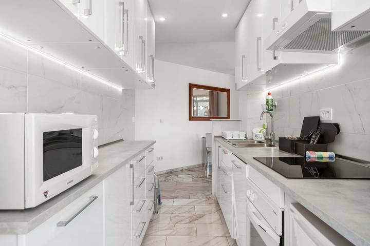 Ganze Wohnung, Stunning View Apartment in Torreblanca – Steps from the Beach & Train in Torreblanca (Fuengirola), Fuengirola