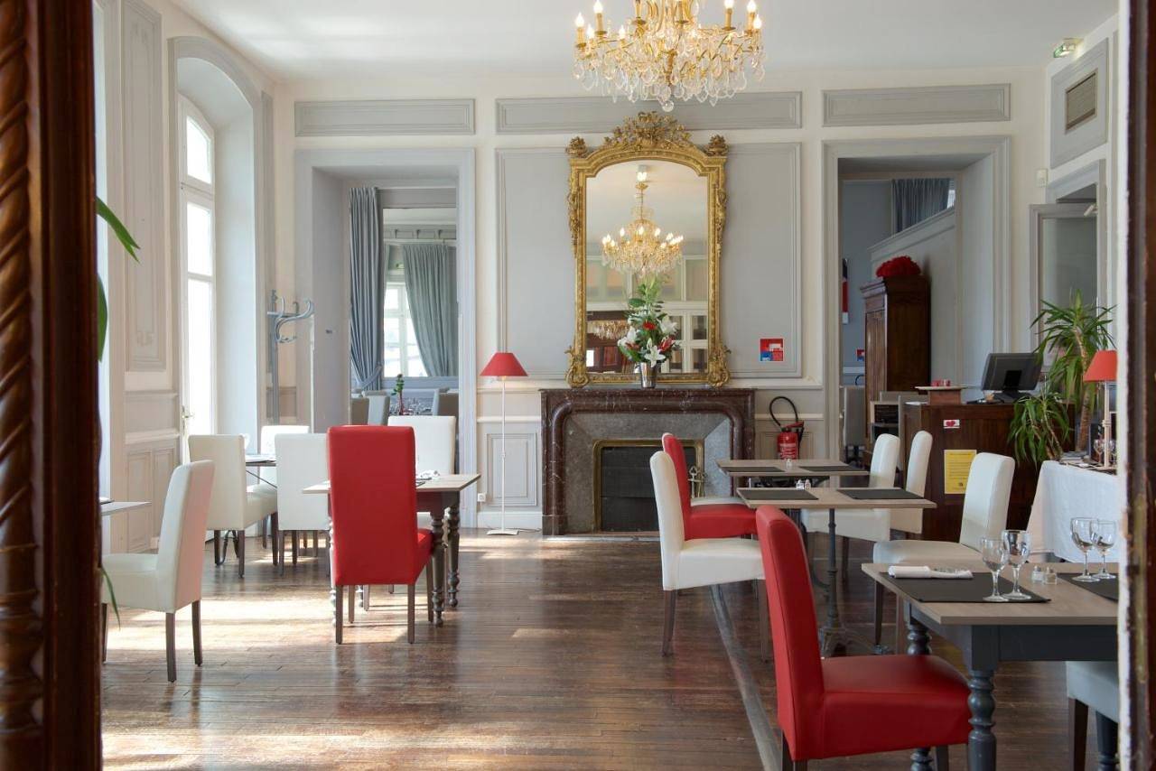 Hôtel du Parc in Salies-de-Béarn, Béarn