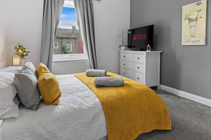 Spacious 3Br Home | 15 Mins to Manchester in Greater Manchester