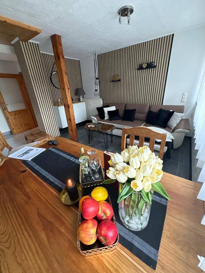 Ganze Wohnung, Two-Bedroom Apartment in Hausten, Osteifel