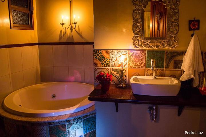 Hôtel pour 2 personnes, avec terrasse et piscine ainsi que jardin et vue à Resende (Brasil) - 4