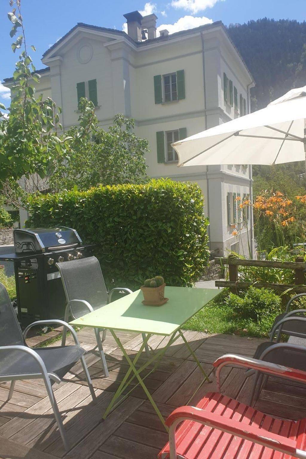 Ganze Wohnung, Geräumige Ferienwohnung in Castasegna, Bregaglia