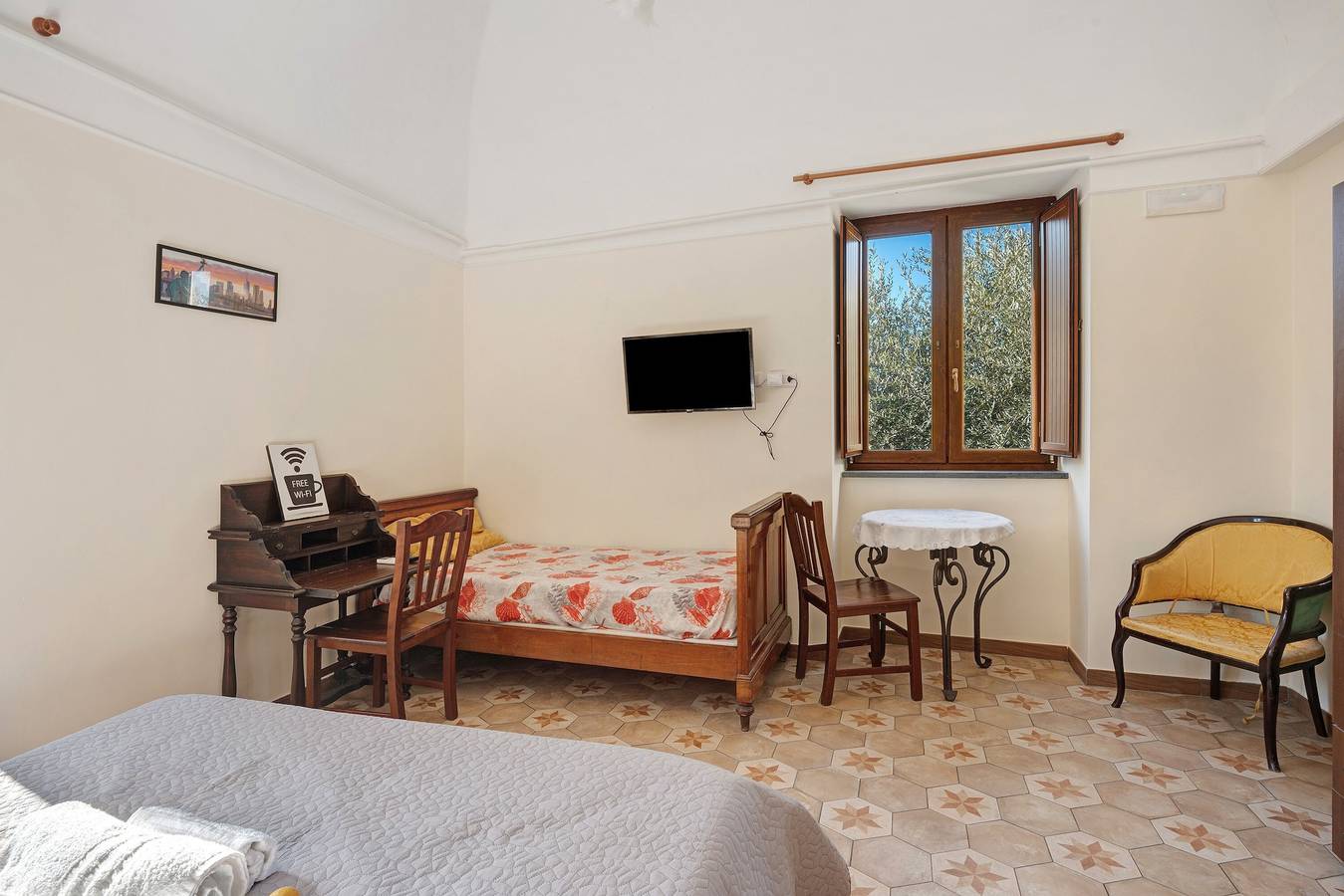 Holiday Home 'Camera Ulivo Con Vista Mare' with Sea View, Wi-Fi and Air Conditioning in Vico Equense, Naples Province