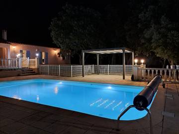 Gîte pour 10 personnes, avec jardin ainsi que terrasse et piscine à Moissac-Bellevue