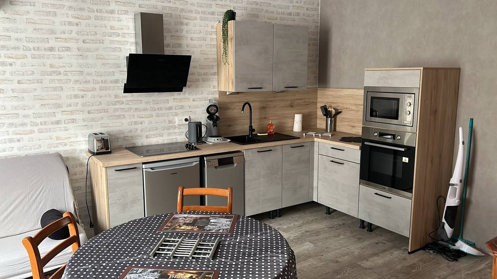 Apartamento entero, La diligence de la poste - Apartamento T2 en Domaine Du Hêtre con jardín compartido y aire acondicionado in La Vôge-les-Bains, Región de Épinal