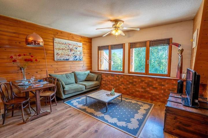 Gîte pour 4 personnes, avec balcon à Dingy-Saint-Clair - 2