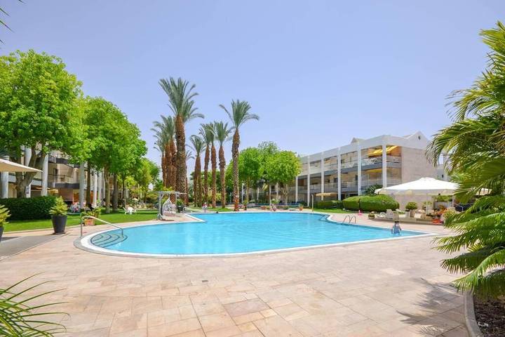 Appartement de vacances pour 5 personnes, avec bassin pour enfant et vue ainsi que jardin et piscine - 1