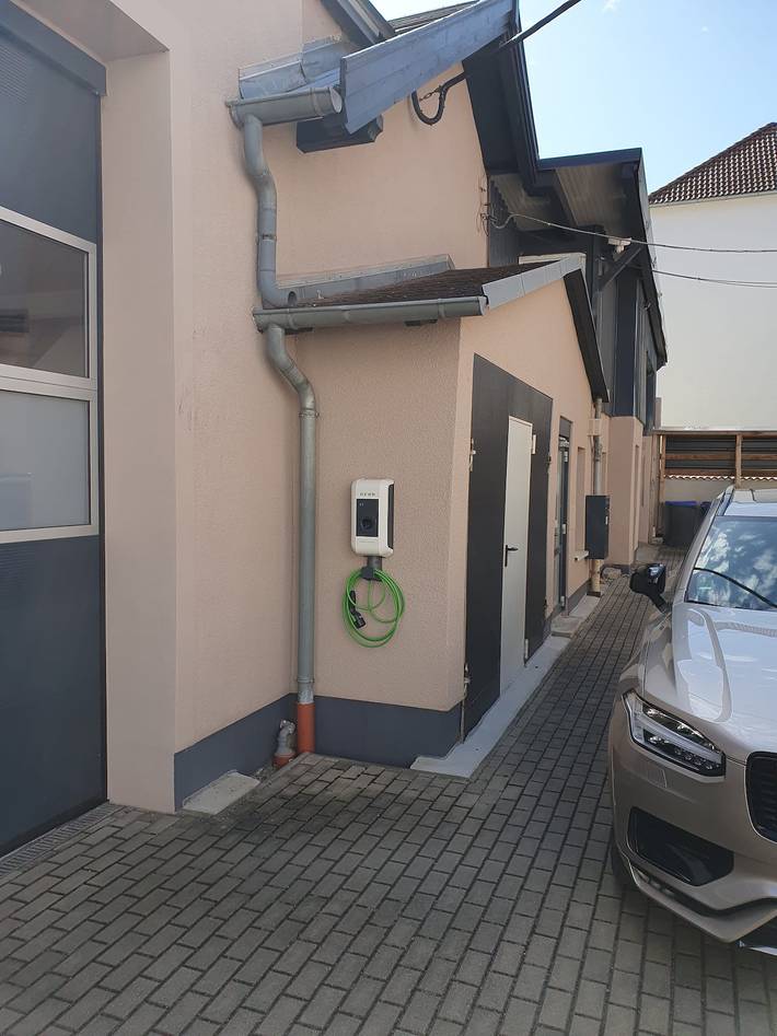 Ganze Ferienwohnung, Ferienwohnungen Nordstraße - Ferienwohnung Eg,40m²,komb.Wohn-/Schlafraum,Küche,Bad,Du+Wc in Arnstadt (Thüringen), Arnstadt